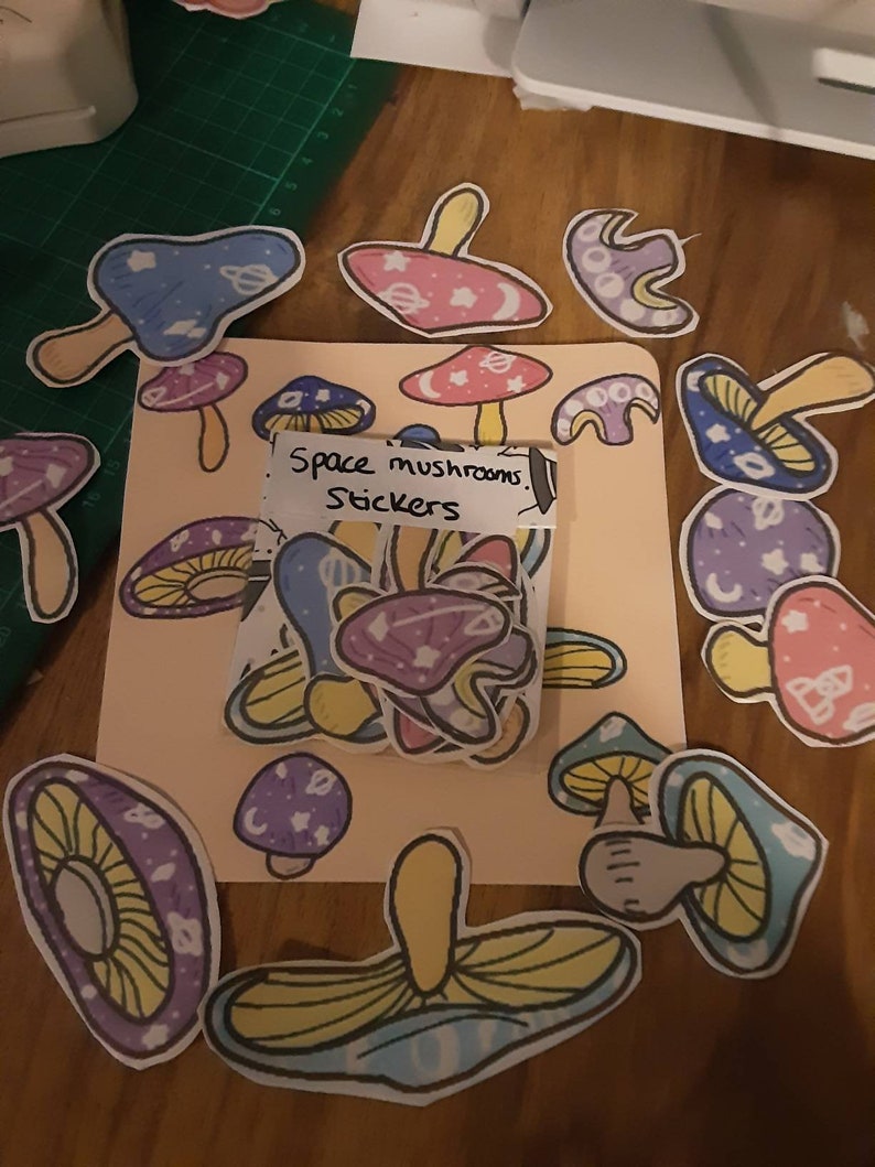 Space mushrooms print and stickers