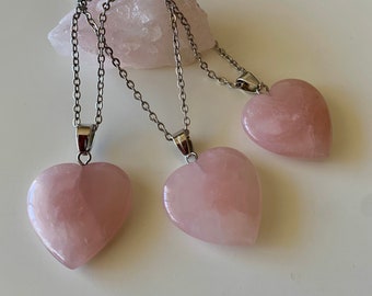 Rose Quartz Heart Necklace, Healing Crystal Necklace, Gift for Her, Gemstone Jewelry, Valentines Day Gift, Gift for Mom, Rose Quartz Pendant