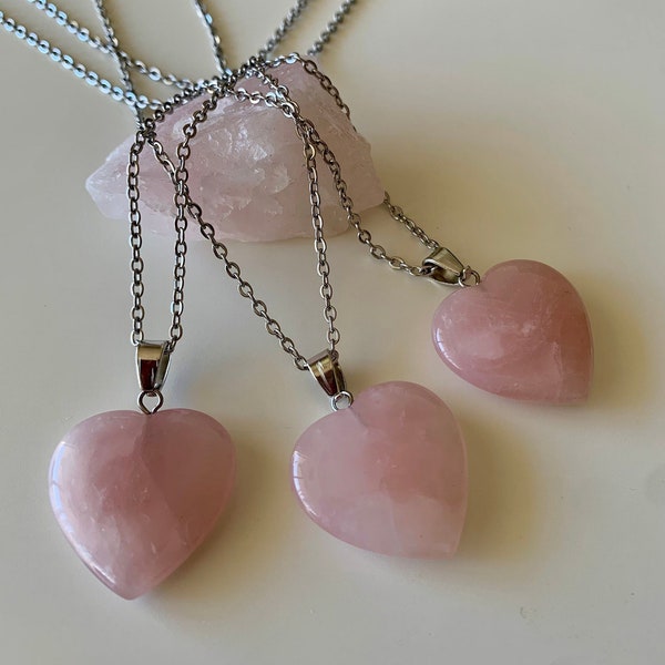 Rose Quartz Heart Necklace, Healing Crystal Necklace, Gift for Her, Gemstone Jewelry, Valentines Day Gift, Gift for Mom, Rose Quartz Pendant