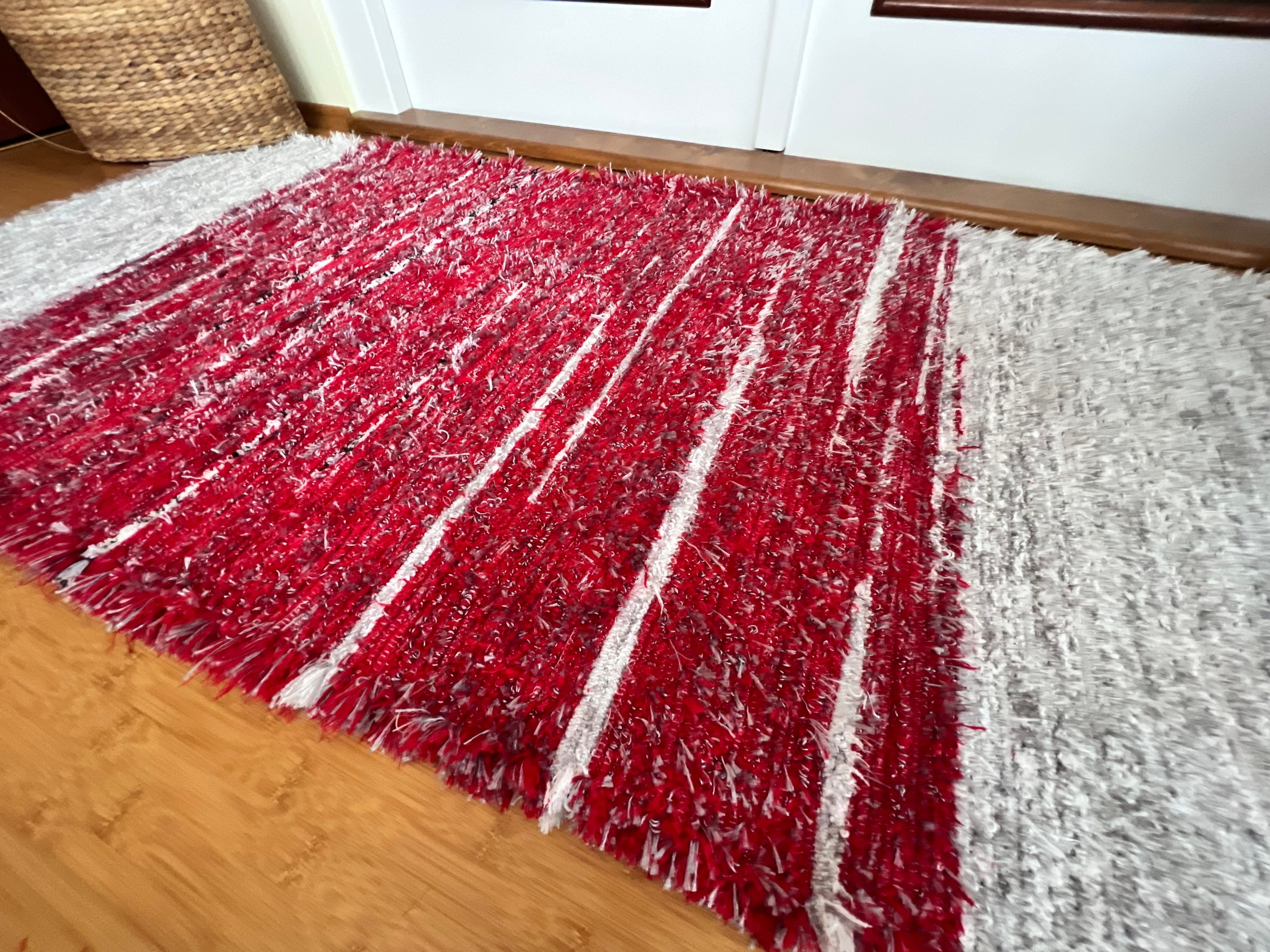 Rouge Tapis Artisanal, Tisses A La Main Lavable, Écoresponsable, Réversible. Décoration Pratique et 