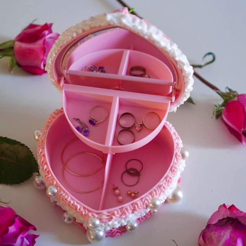 Birthday Cake Jewelry Box / Heartshaped Cake / Coquette Cake / Heart