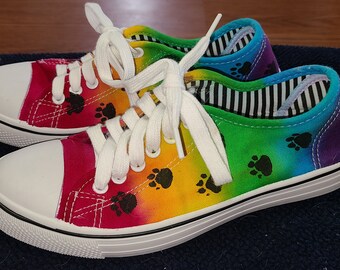 rainbow tennis shoes