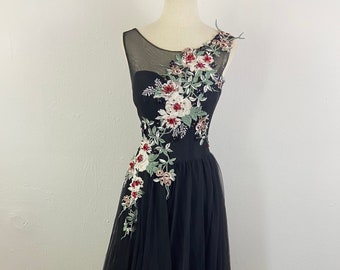 Vintage Y2K Black Tulle Gown: Embroidered Floral Sequin Dress, Size M
