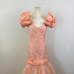 Vintage 80s Salmon Peach Taffeta With Lace Overlay Body Drops To Multi-Tiered Tul Hem Skirt Hips Band With Puffy Short Sleeves Gown Dress.