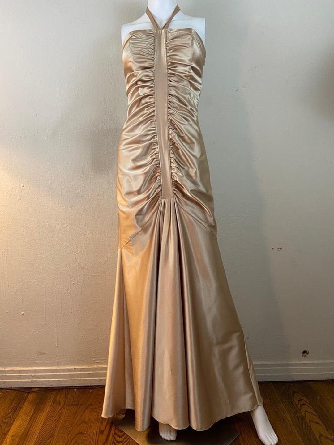 green emerald velvet dress Vintage 1990s Jessica McClintock Gold Lace Wedding Dress – Shop Stylaphile  Vintage