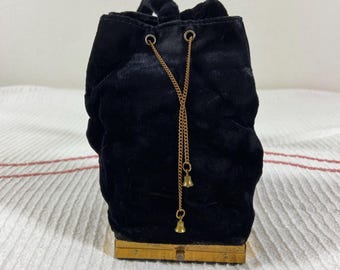 Vintage Black Velvet Drawstring Vanity Bag: 1930s-40s Compact Handbag