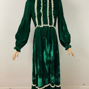 Vintage 70s Gunne Sax Green Velvet Maxi Dress: Renaissance Bohemian ...