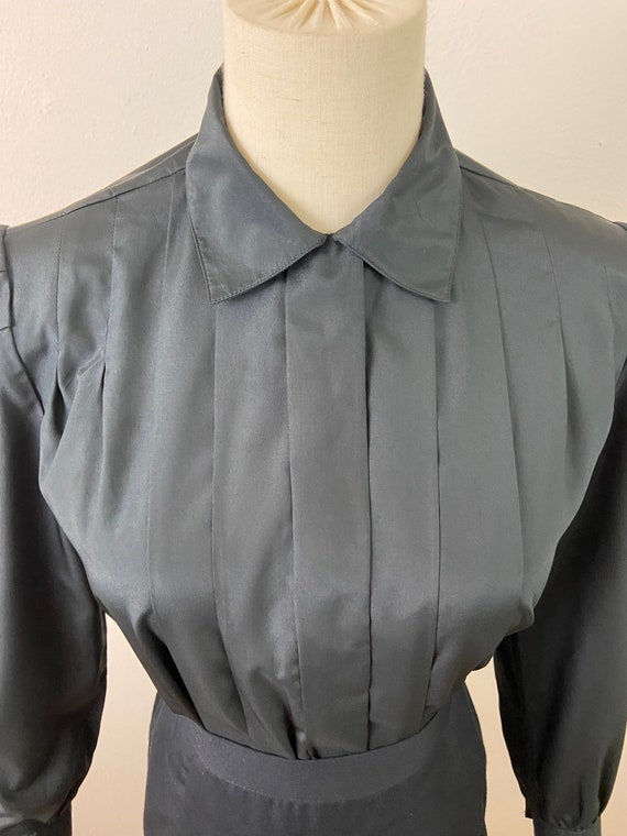 Vintage 80s Black Chinese Crepe Plated Front And … - image 2