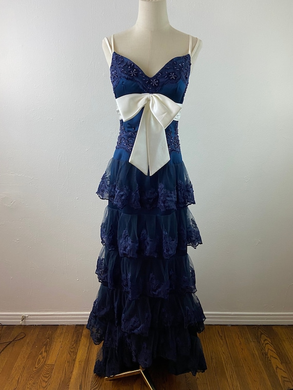 ワンピース amour embroidered dress Vintage 90s Navy Blue With Beige Bow Ruffle Embroidery Lace