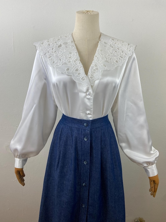 80s Vintage Sateen Blouse: Organza Embroidery, Romantic Collar, Size 10