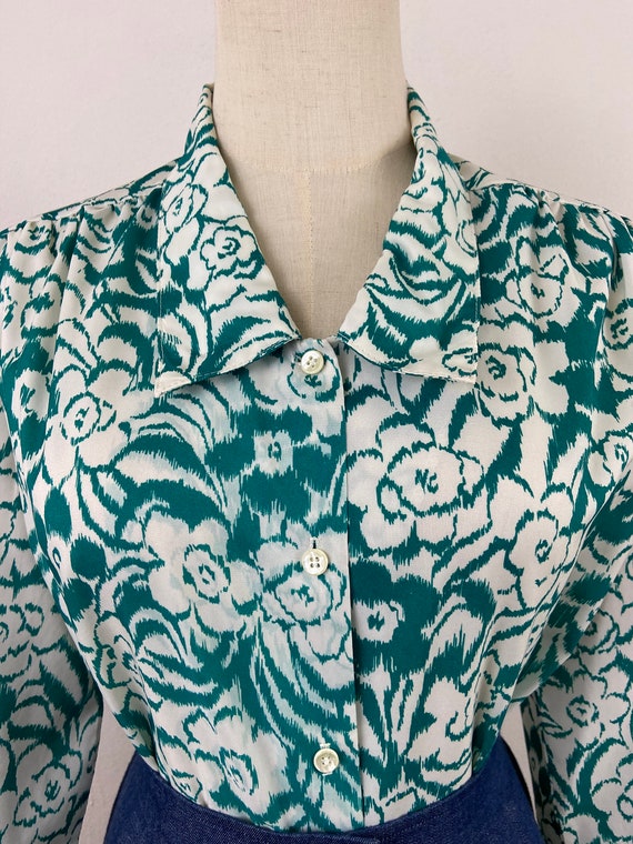 Vintage 70s Emerald Green And White Flower Print … - image 2