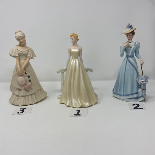 Vintage 2000s victorian figurines / Homco Heritage Collection / Grace Patricia 2004 Lady Covington 2002 Francesca 2001 / signed by artist