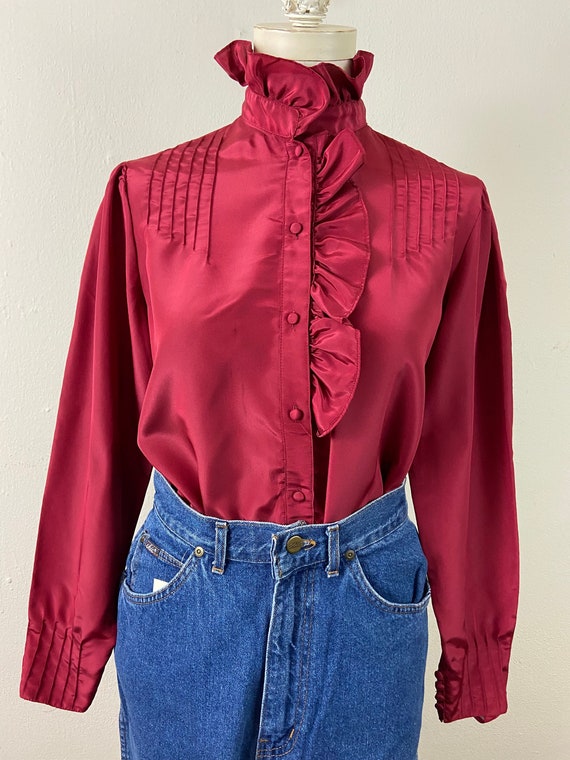 Vintage Late 70s Metallic Burgundy Ruffle Collard and Removable Ruffle  Front Sophisticate Long Cuff Blouse by Carry Black, Size-7/8 - Etsy Canada