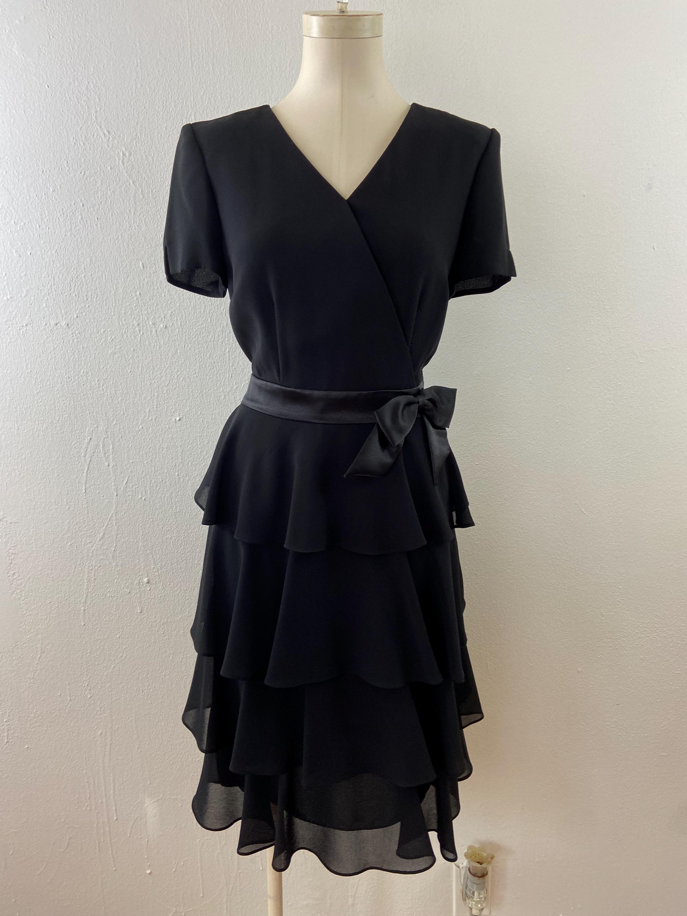 chinese dress ladies Amazon.com: Julian Taylor Women's Sleeveless Lace Detail Fit and Flare Dress,  Black/Nude, 12 : Clothing, Shoes & Jewelry