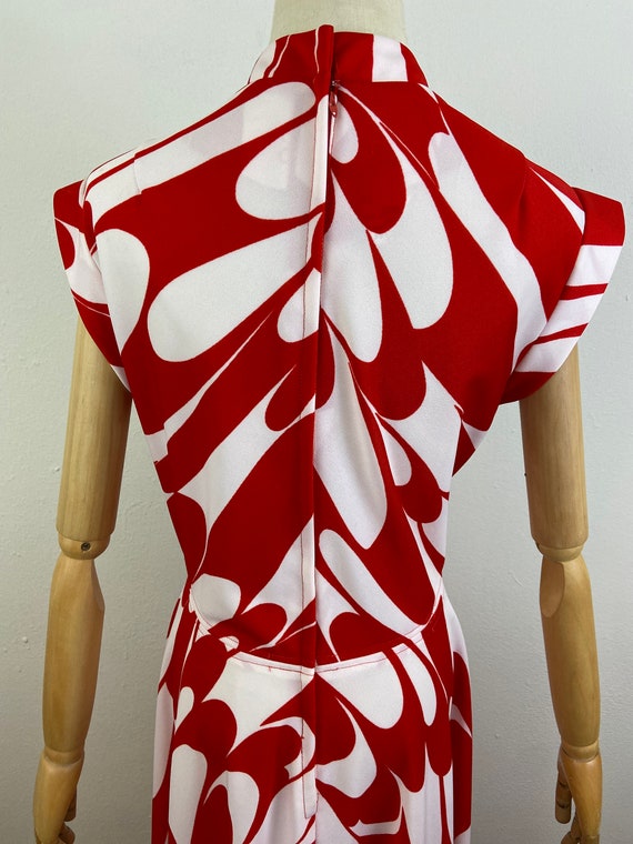 Vintage Late 60s Red And White Psychedelic Print … - image 9