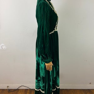 Vintage 70s Gunne Sax Green Velvet Maxi Dress: Renaissance Bohemian ...