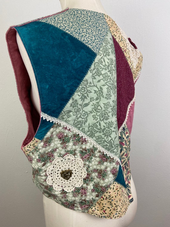 Vintage 80s Patchwork Calico Vest: Shabby Chic La… - image 10