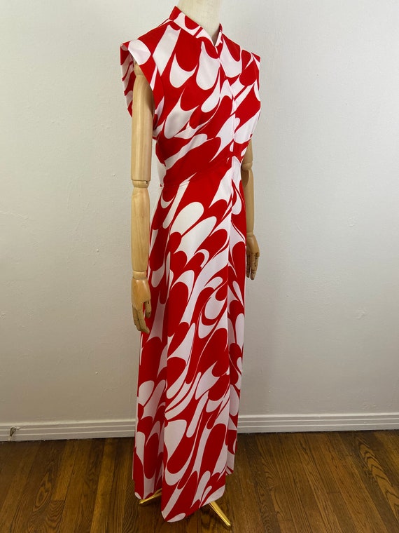 Vintage Late 60s Red And White Psychedelic Print … - image 5