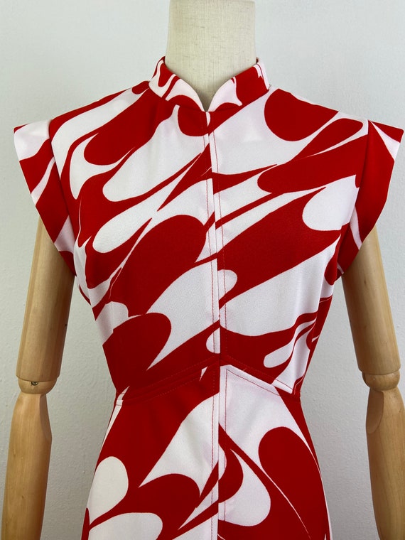 Vintage Late 60s Red And White Psychedelic Print … - image 2