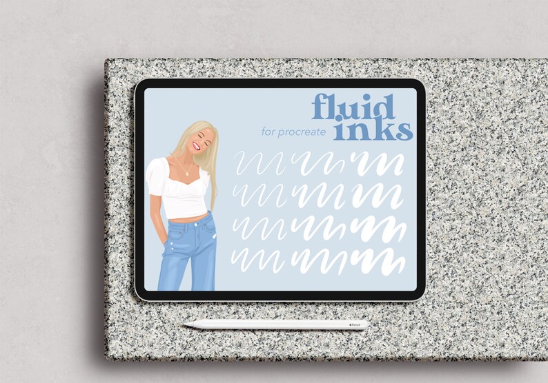 Peut inclure: Une illustration num&eacute;rique d'une femme aux cheveux blonds portant un haut blanc et un jean bleu. L'image est affich&eacute;e sur une tablette avec le texte "fluid inks for procreate" et une s&eacute;rie de traits d'encre blancs.