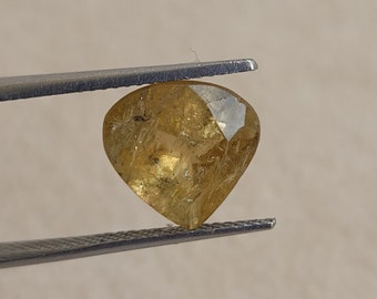 Yellow Heart Cut Sapphire Gemstone, Faceted Heart Shape Ring Stone/Jewelry Making Stone/Gift For Her 3.55 Ct