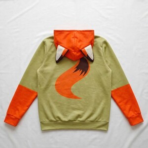 Sizing and color chart for ClibingDesign custom cosplay hoodies, showing options from XS to 6XL in various colors.