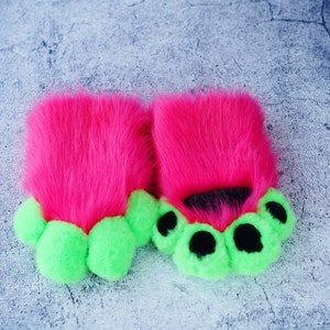 Handgefertigte 4-Finger Kitty Welpen Pfoten mit Quietscher, Kunstfell vegan Tier Handschuhe-Für Halloween Mottoparty Cosplay für Kinder und Jugendliche