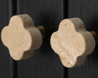 Natural Travertine Clover Cabinet Knobs, Leaf Stone Drawer Pulls, Beige dresser Handles, 32mm Dresser Furniture