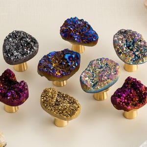 Aura Crystal Cluster Drawer Knob, Raw Druzy Quartz Cabinet Knob, Gold Base Stone Knob, Boho Luxury Dresser Pull, Unique Door Hardware