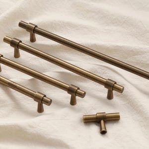Brass antique cabinet handle pull/aged simplicity door handle/Custom engraved gold cabinet pulls/modern drawer pull /furniture hardware