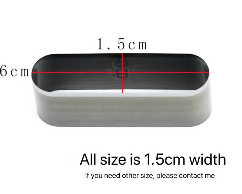 May include: A silver metal oval-shaped punch with a 1.5 inch width and a 6 inch length. All size is 1.5cm width. If you need other size, please contact me.