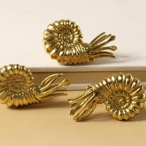 Cute solid brass snail drawer Handles Knobs, Animal snail cabinet Pull Handles, Custom engrave Dresser Wardrobe Knob, cabinet furniture