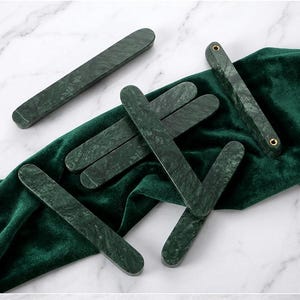 Poignées de meuble cintrées en marbre vert, poignées de porte cintrées minimalistes naturelles, boutons de tiroir modernes et luxueux, quincaillerie pour meubles