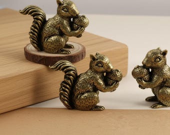 Retro bronze squirrel drawer knobs, Aged Brass Jungle Animal Cabinet Pull Handles Knobs, Custom Dresser Knob Pulls, Furniture hardware