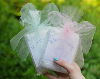 Gift Wrapping Service- Adorable and Aesthetic Gift Wrapping Service With Optional Calligraphy Message to the Recipient