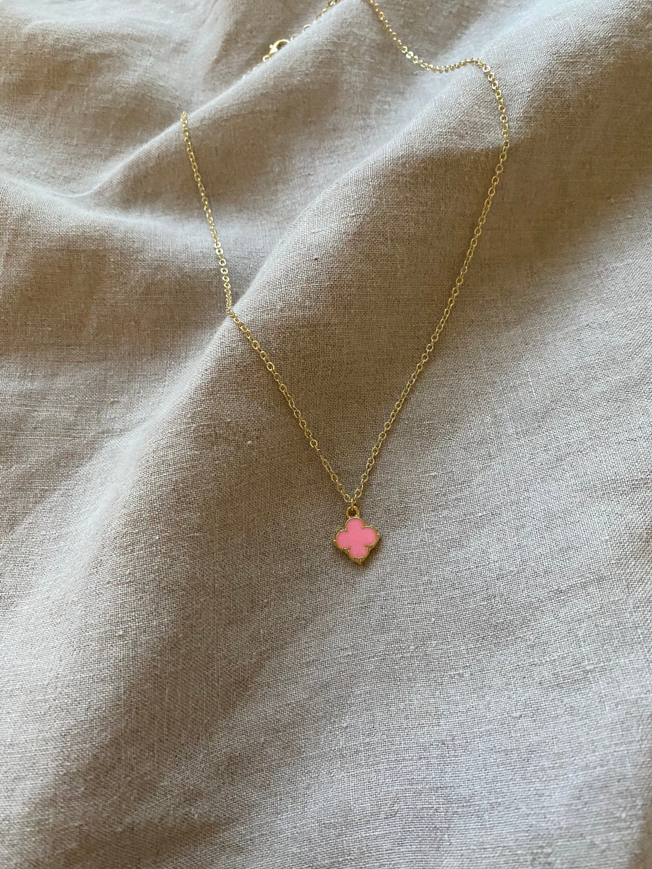 Preppy pink quatrefoil necklace Etsy
