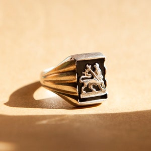 Lion of Judah Ring | Silver & Onyx Lion of Judah Ring | ሞዓ አንበሳ Moa Anbessa Ethiopian Silver Ring