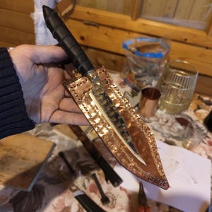 Bronzmesser mit Kupfer beschlagener Lederscheide, Keltisches Bronzemesser, Bronzezeitliches Messer, Bronze Athame