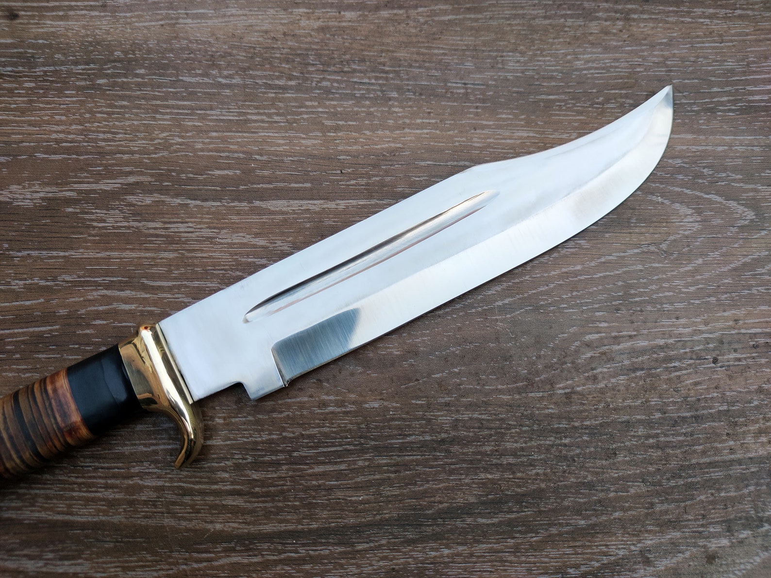 Handmade Crocodile Dundee Knife Outdoor Hunting Bowie Knife With