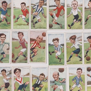 50 cartes cigarettes vintage - caricatures de footballeurs par Rip. 1926. Ensemble complet. Tabac John Player. Football, cartes de sport, années 1920, cadeau de football
