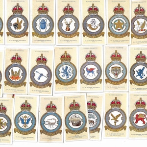 50 vintage sigarettenkaarten - RAF-badges. 1937. Volledige set. John Player Tabakskaarten Ruilkaarten. Royal Air Force militaire geschiedenis cadeau