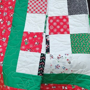 Christmas Prints Patchwork Quilt, Candy Cane Lane Fabrics Quilt, Traditional Santa Print Christmas Quilt, Christmas Tree, Snowflake, Snowmen