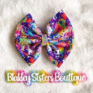90s bow - Girls Bow - Bullet Fabric Bows - Cartoon bows - Character Bows - Lisa F Bow
