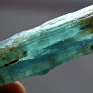 101.0 Ct Rare Blue Kyanite Crystal, Madagascar Africa - Full Terminated Natural Blue Kyanite Facet Grade Crystal for Collectors