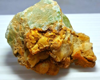 シーグリーンアクアマリン結晶標本 – アフガニスタン産鉱物 - Etsy 日本