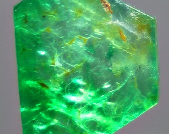 1.50 CT Green Emerald Crystal, Swat Mine Pakistan - Full Terminated Facet Grade AA Quality Natural Green Emerald Crystal for Jewelry