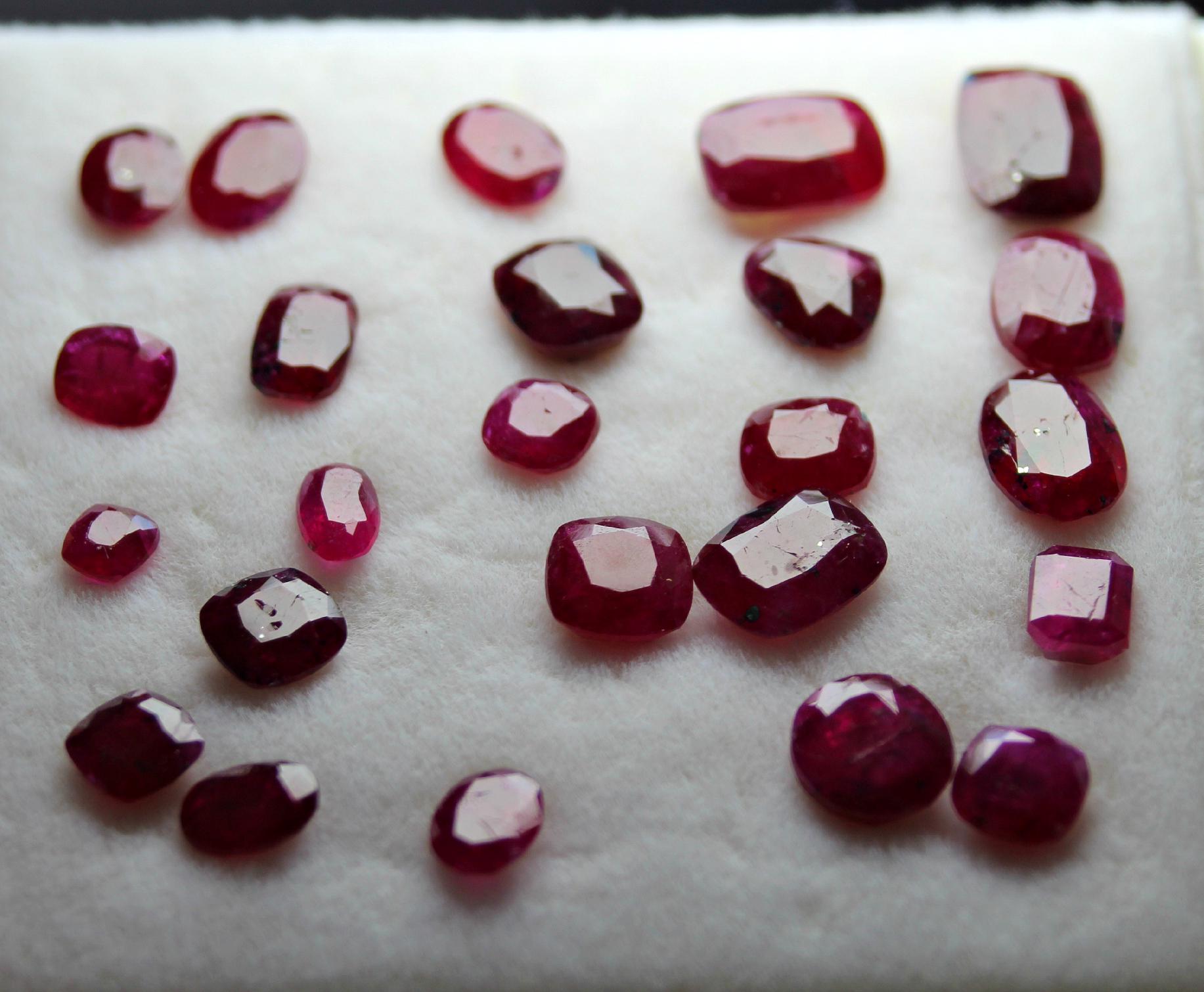 Pakistan Api Ruby Pigeon Blood Red Ruby Lot Batakundi Mine Kashmir Pakistan 21.50 Ct ...