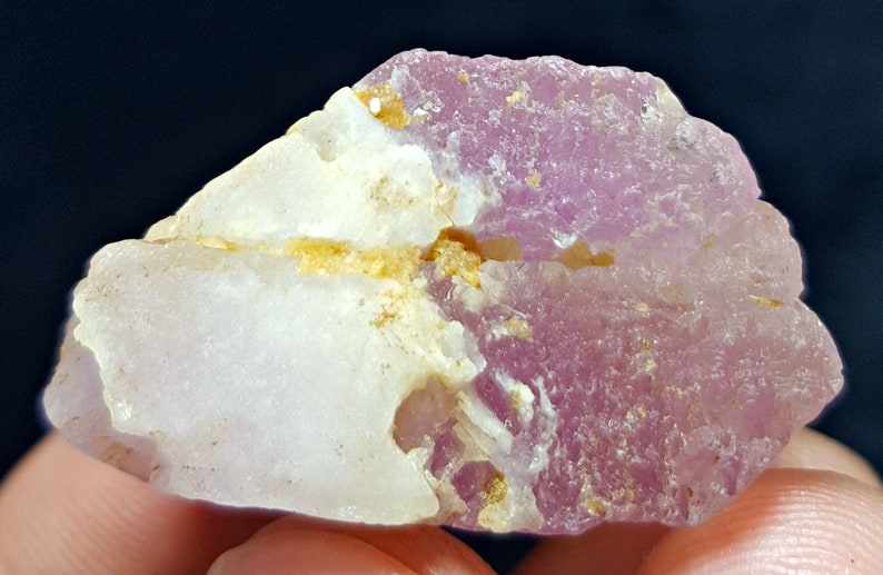 132,0 CT vattenetsad rosa kunzitkristall - Afghanistan bild 8