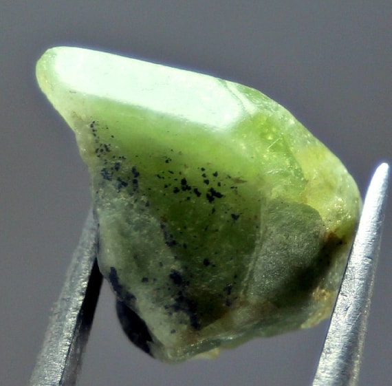 Green hematite best sale