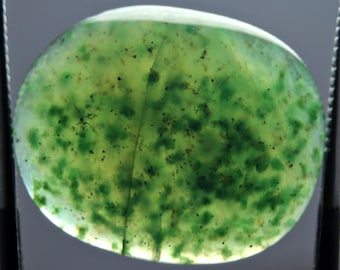 Grenat Tsavorite Naturel De Tanzanie - Cabochon Rond Vert Translucide De 13 Carats - Nombreuses Inclusions